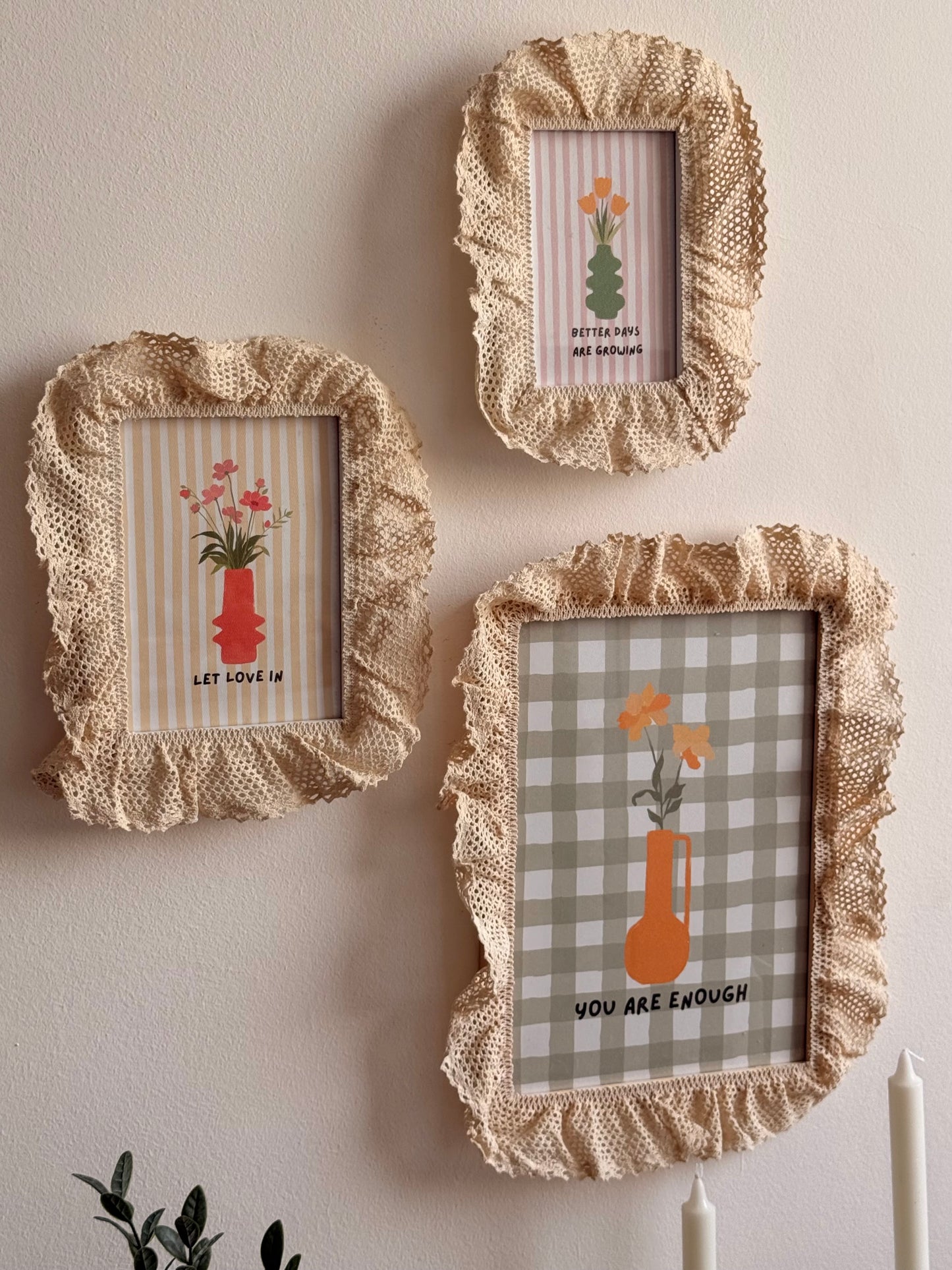 Vintage Frill Frames | Set of 3