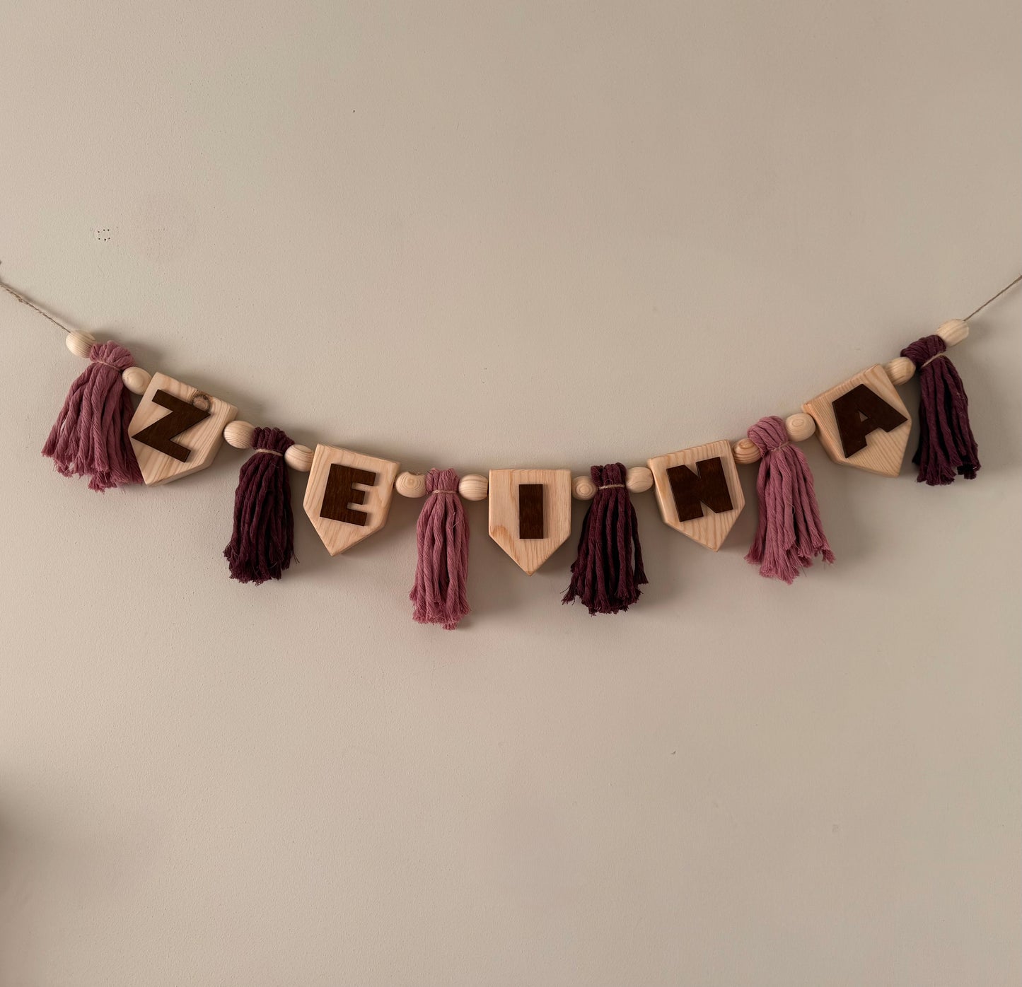 Name & knots Garland