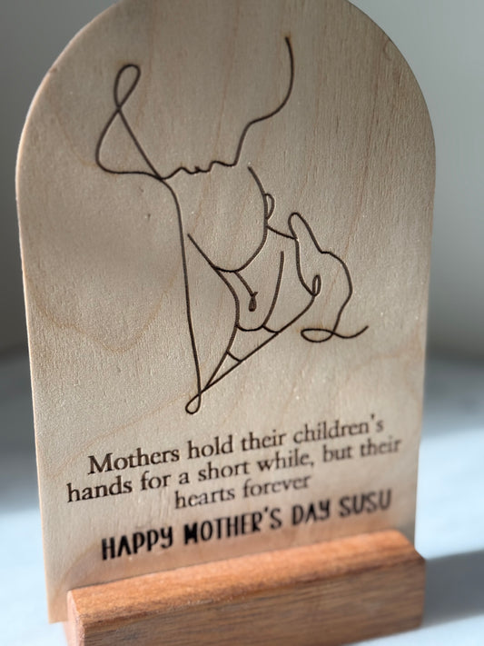 Mother’s Hug Plaque