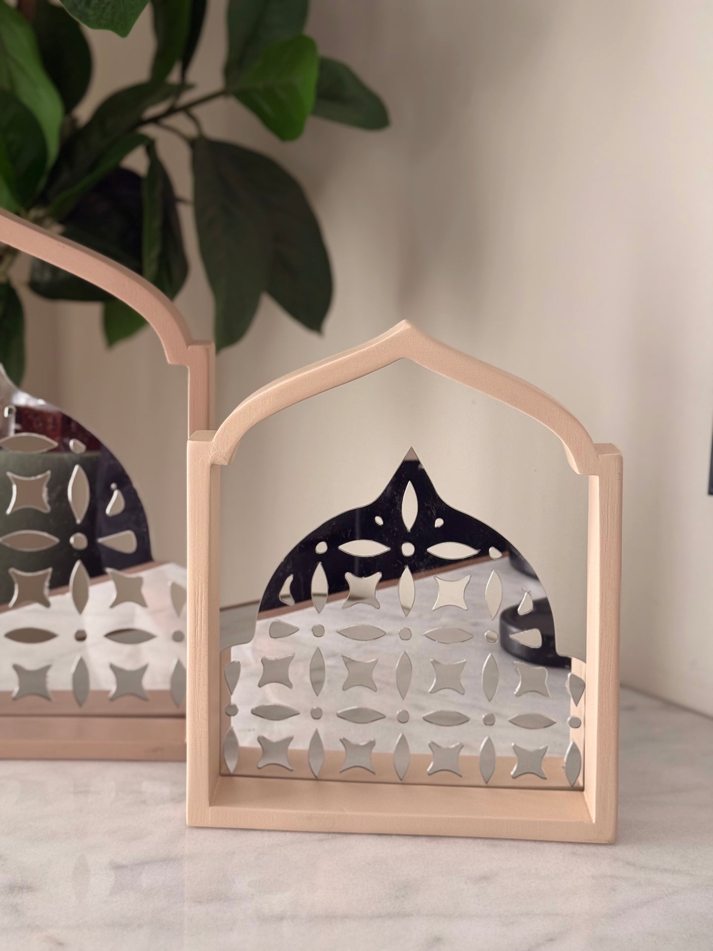 Mirrored Mihrab Set