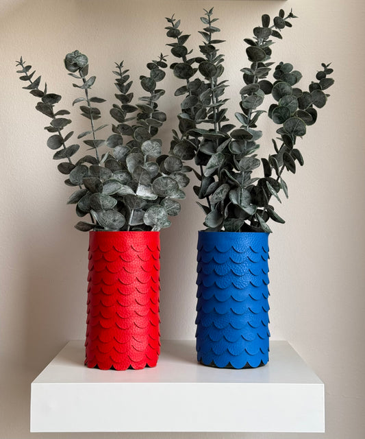 Scallop Leather Vase