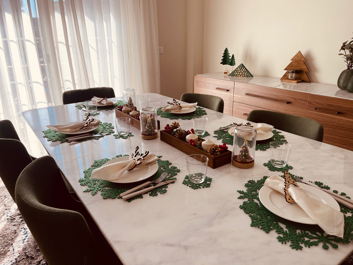 Snowflake Sparkle Placemats