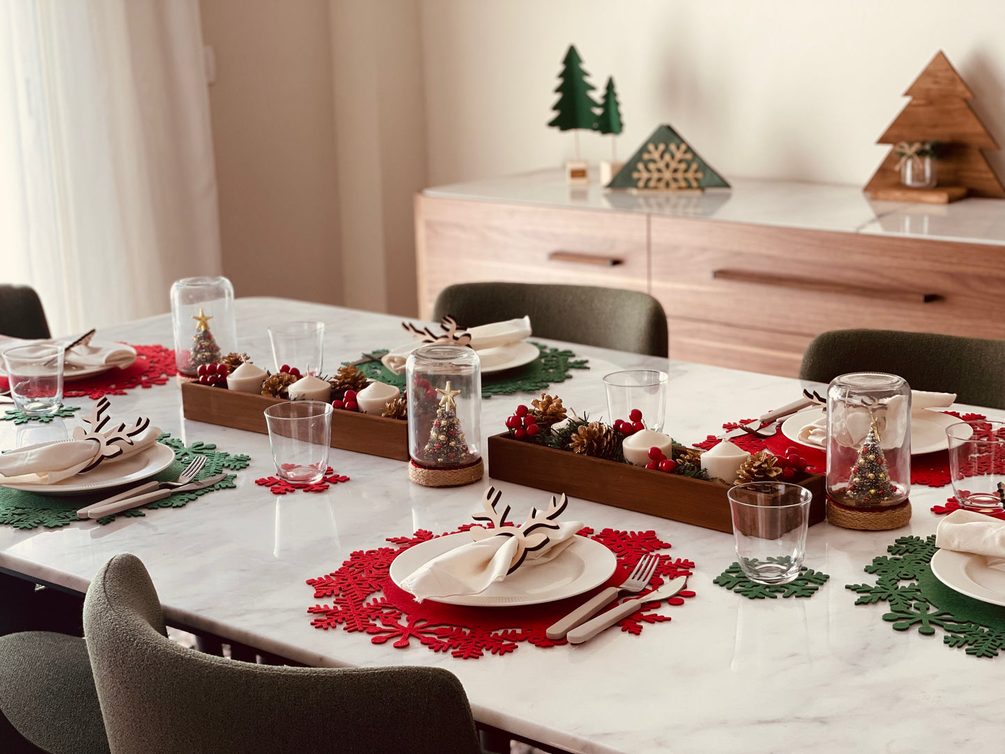 Snowflake Sparkle Placemats