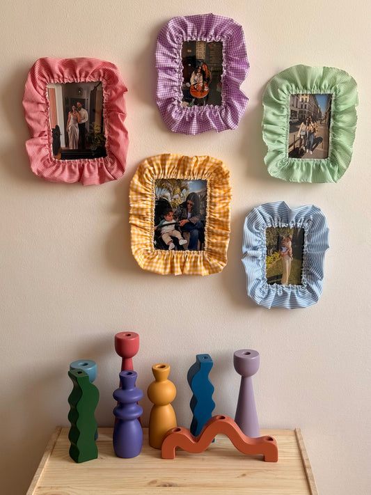 Ruffle Pop Frame