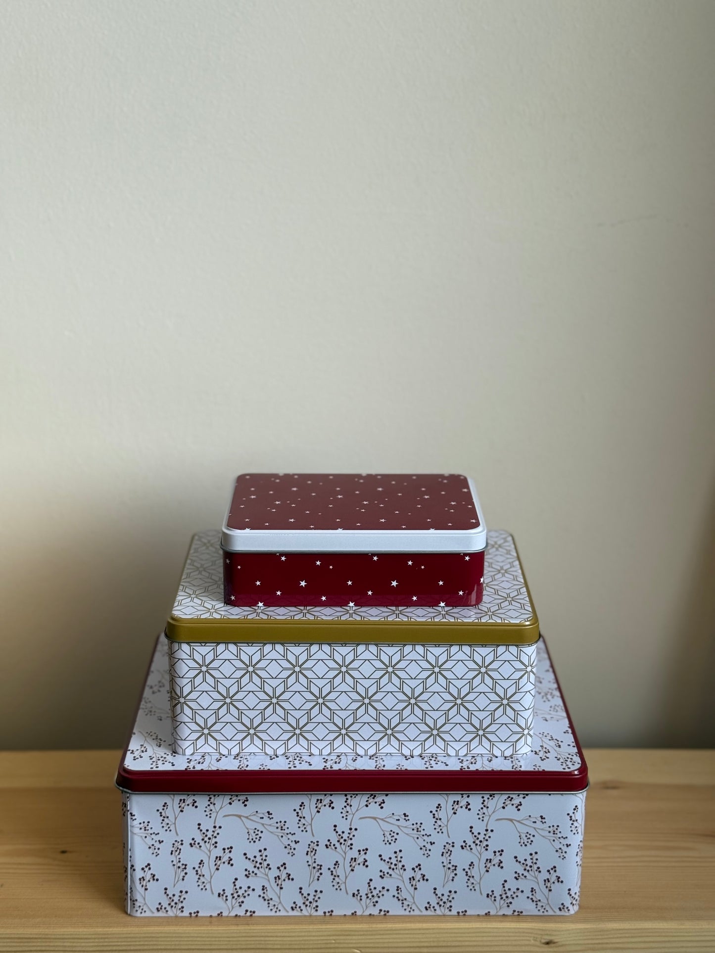 Christmas Keepsake Tins