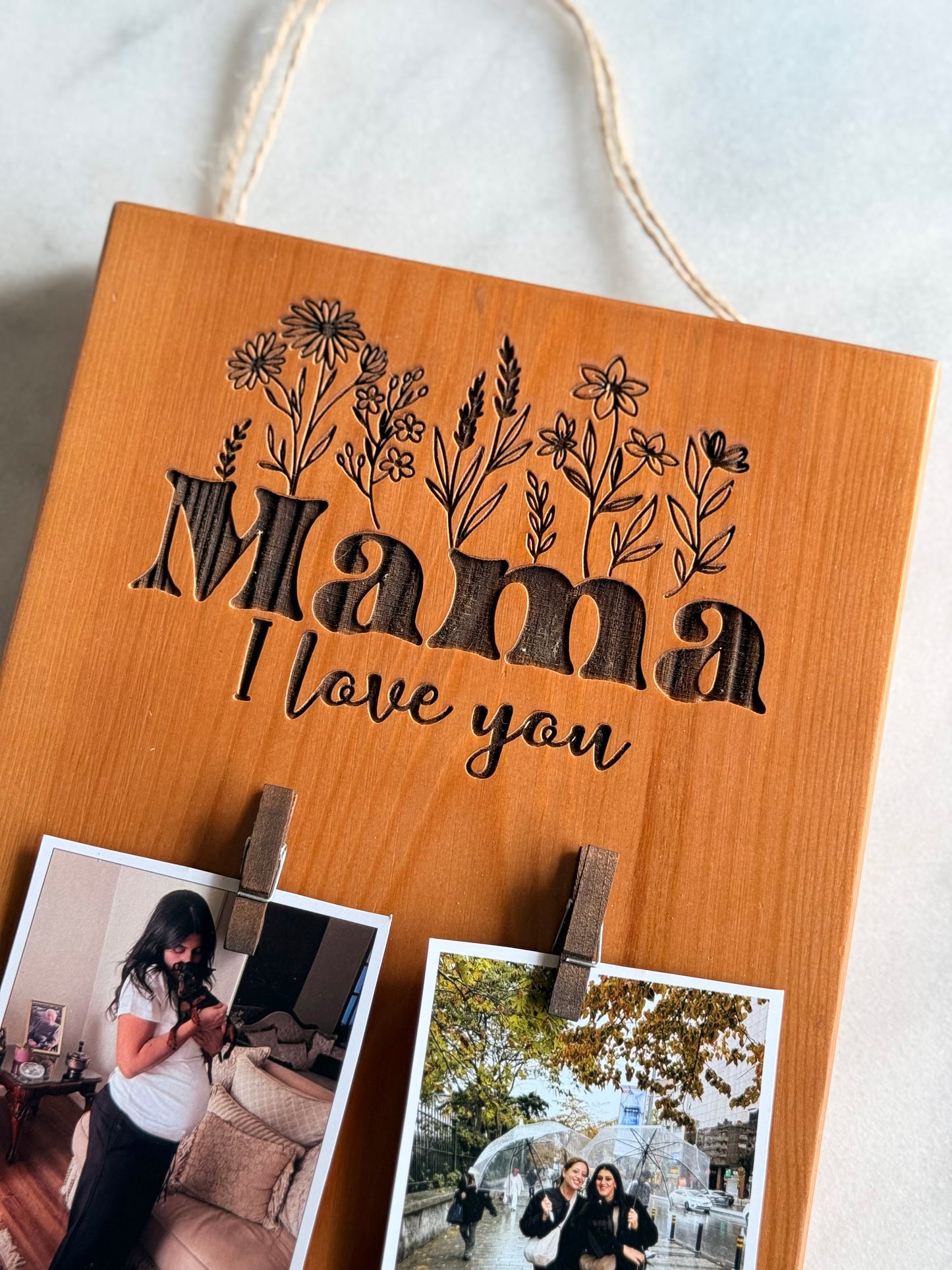 Mama Love Photo Hanger
