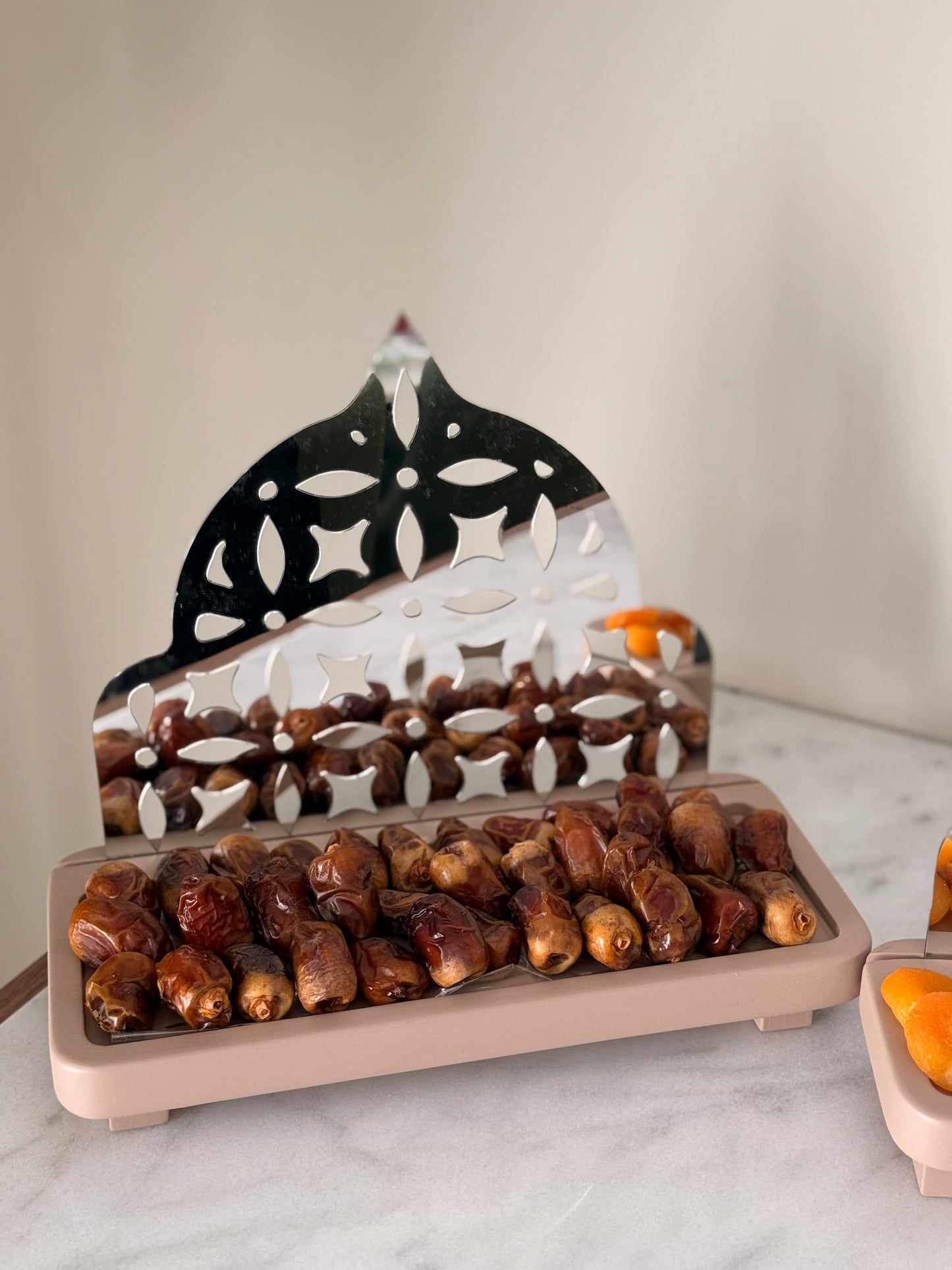 The Dome Trays Set