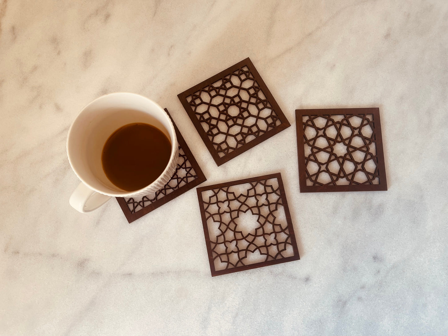 Wooden arabesque coasters set