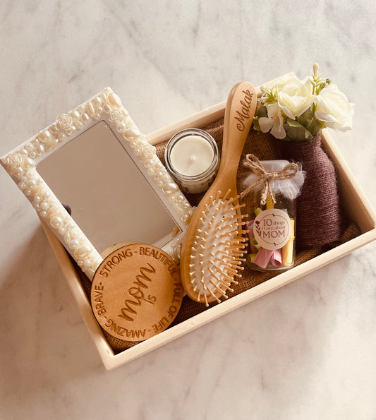 Pearls MOM Box