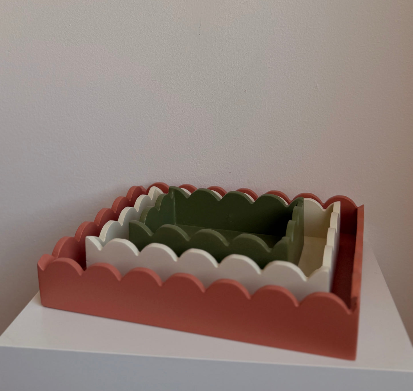 Scallop Nesting Trays | Set of 3
