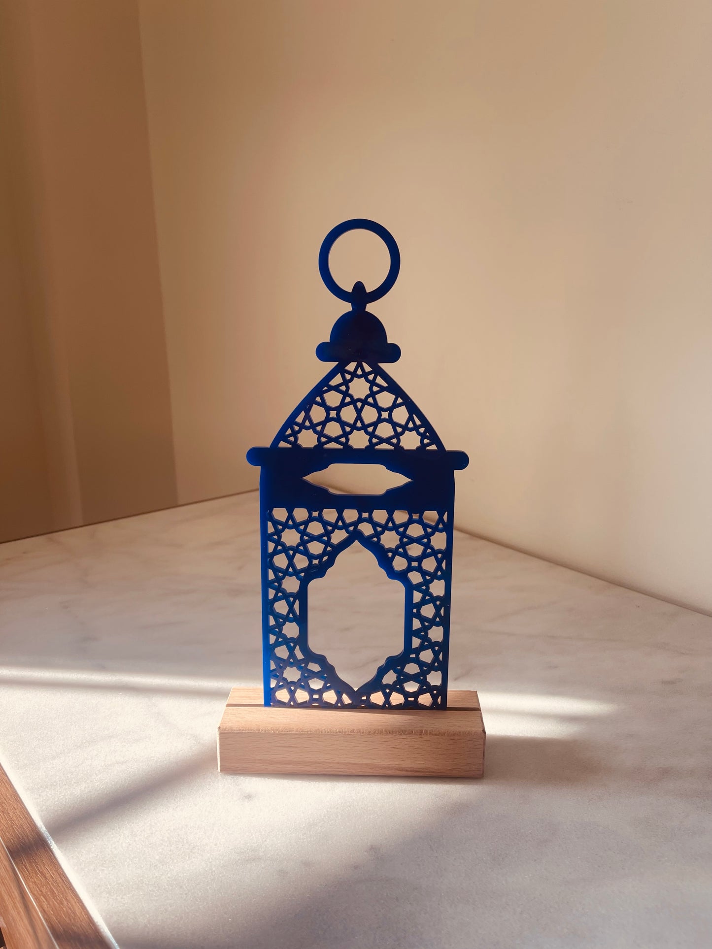 The Arabesque Lantern