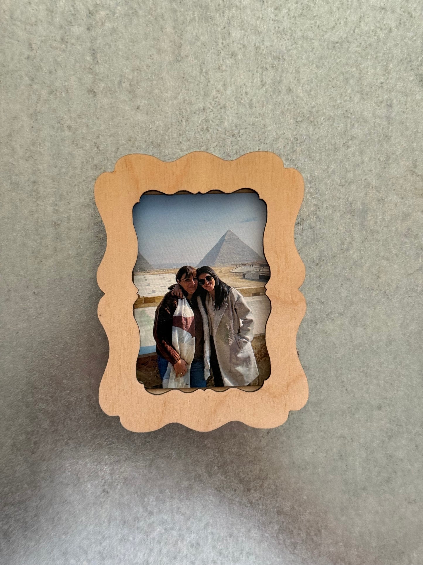 Magnetic Memory Frames