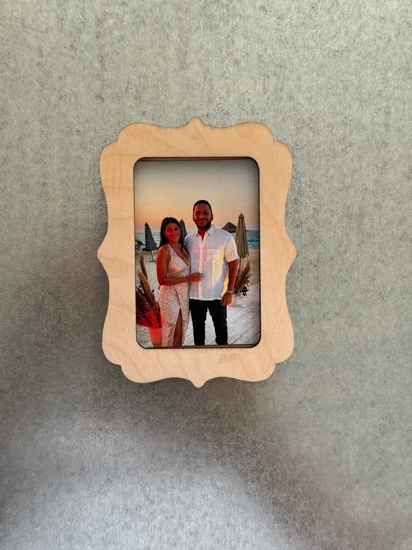 Magnetic Memory Frames