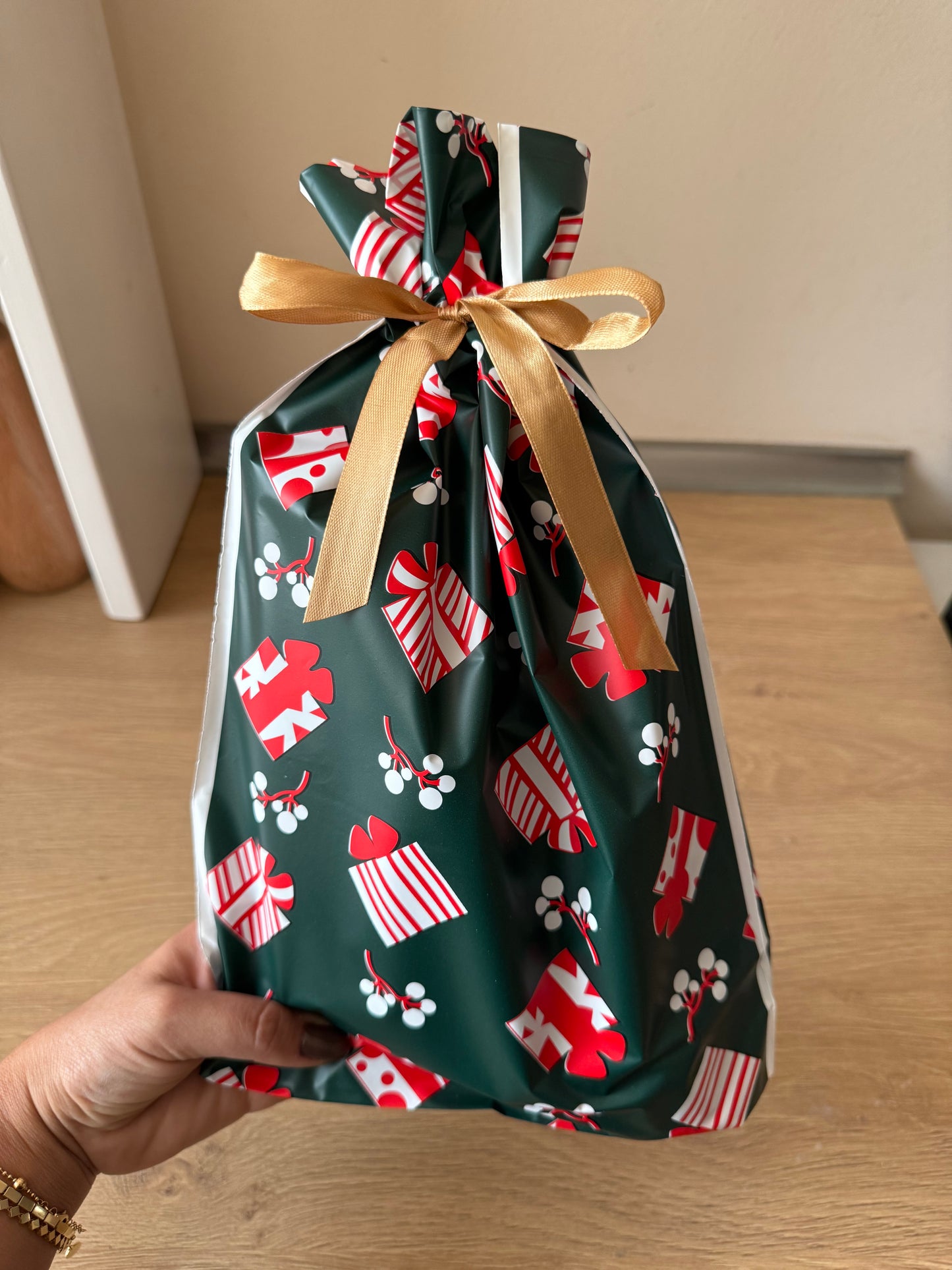 Merry Wrap Pouches (Medium)