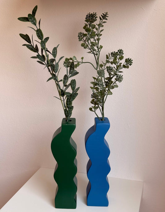 The Wavy Muse Vase