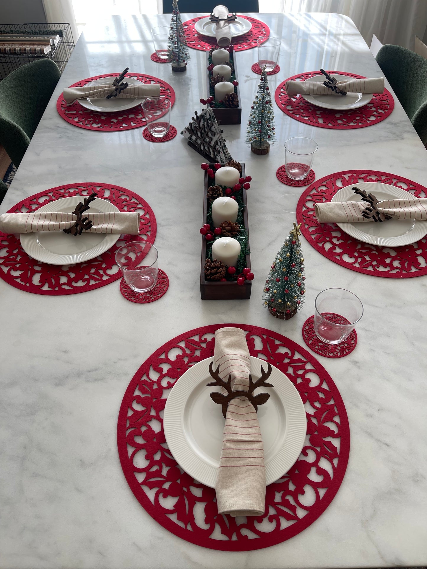 Rudolph Napkin Rings – Its Paillettes