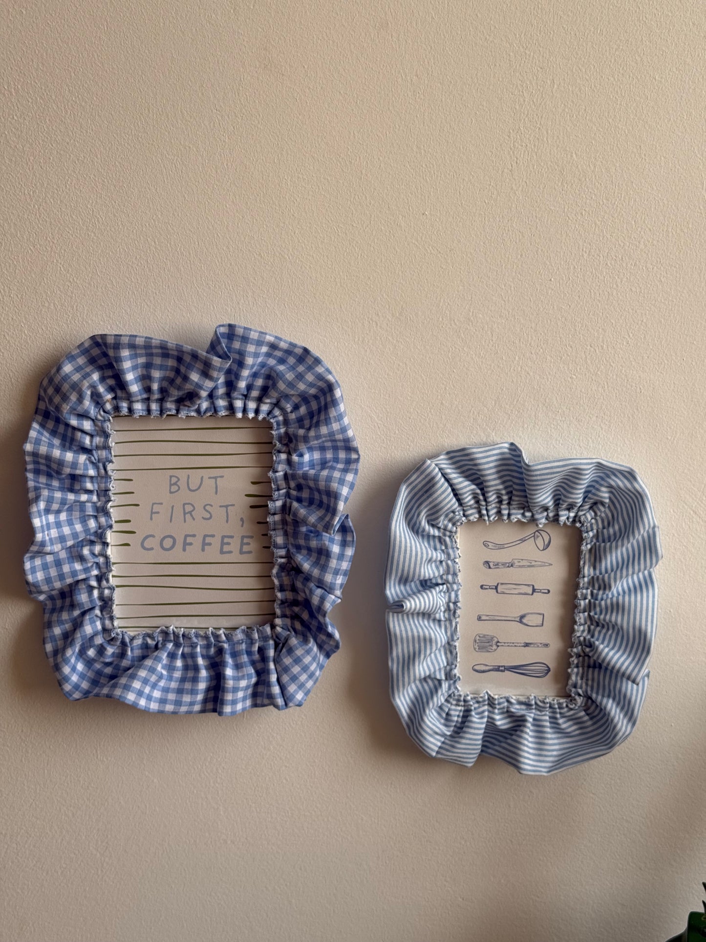 Soft Ruffle Frames | Set of 2