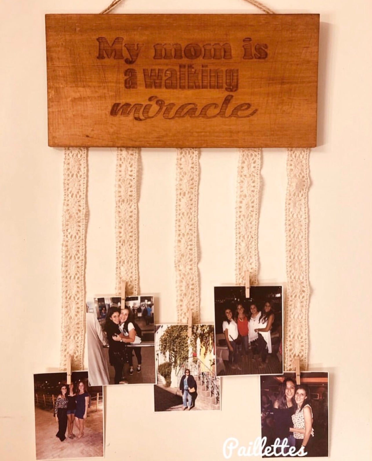 Lace Mother's Hanger