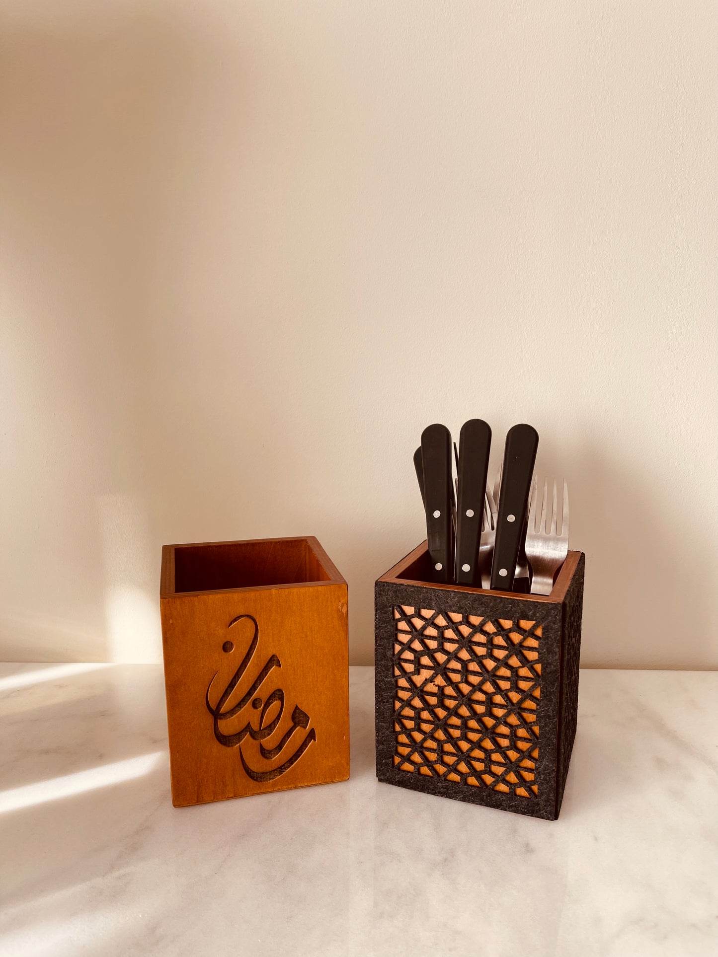 Arabesque Cutlery Holder